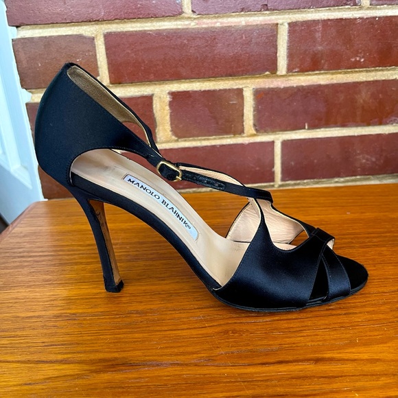 Manolo Blahnik Black Satin Peep Toe Stiletto Slingback Heels - Picture 10 of 15